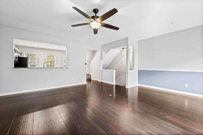 Building Photo - 5149 Manerdale Dr SE