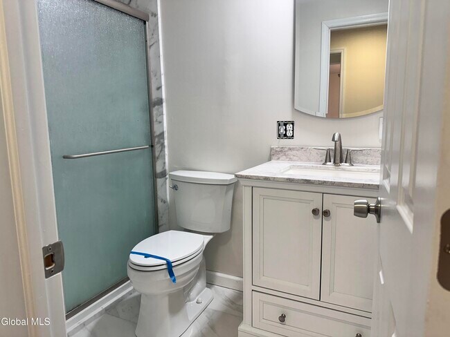 Building Photo - 36 Donna Lynn Dr