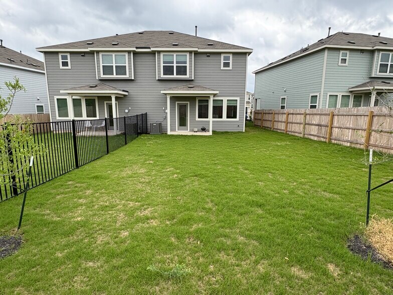 Building Photo - 7408 Sparkling Light Dr
