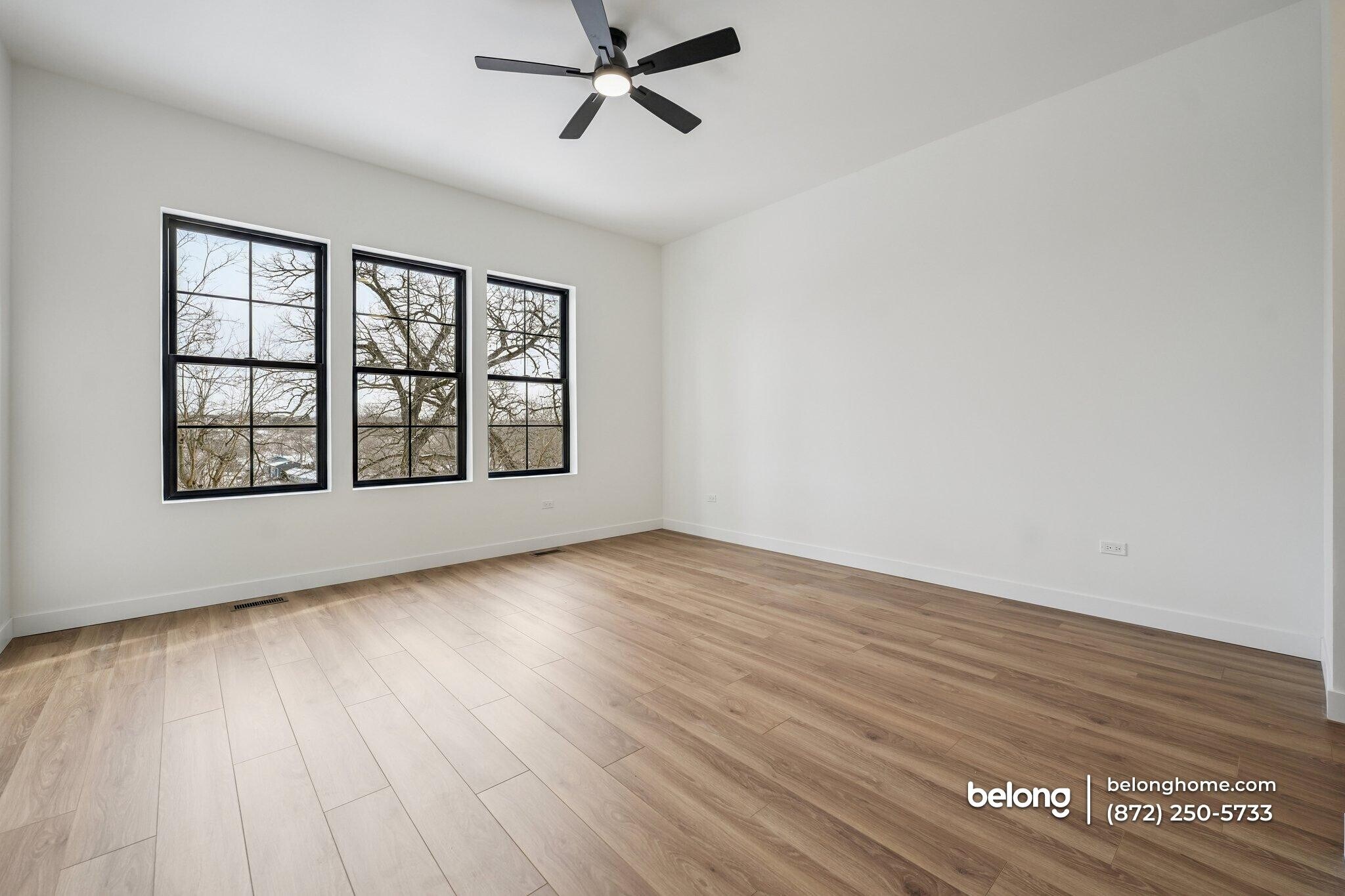 Building Photo - 298 Apache Trail