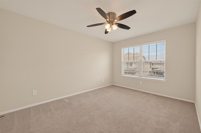 Building Photo - 3405 Knighton Hill Dr