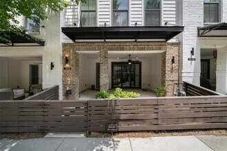 Building Photo - 1829 La Dawn Ln NW