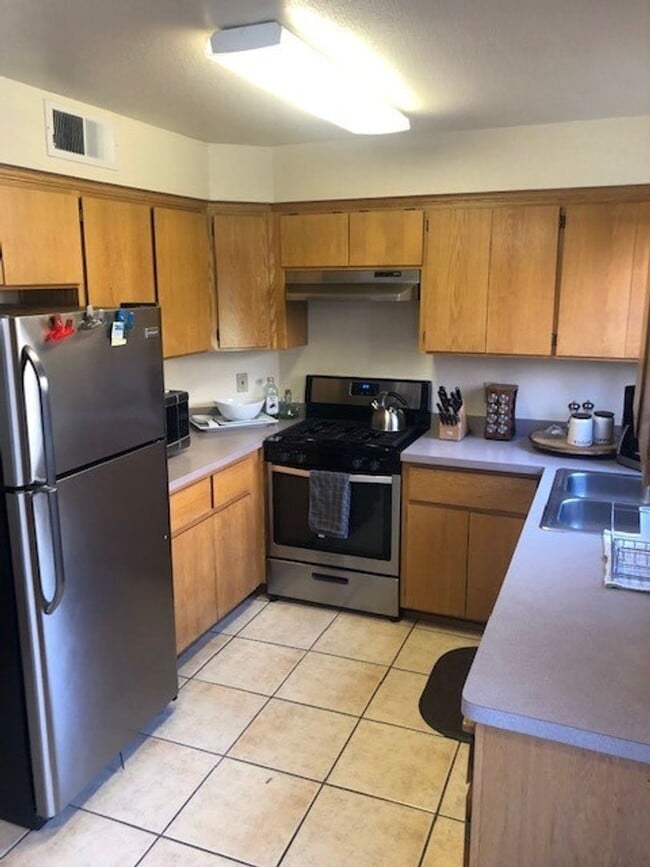 Interior Photo - Legacy Townhome - Spacious Townhomes