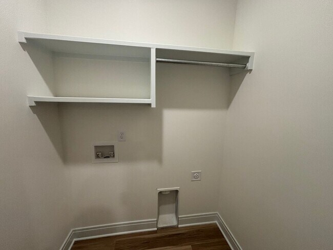 Building Photo - 5309 Rolly -