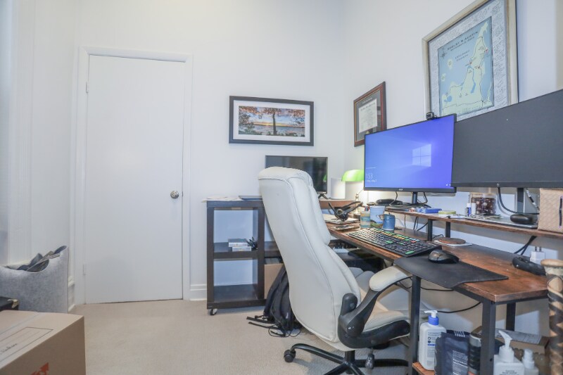 Building Photo - 1808 N Clark St