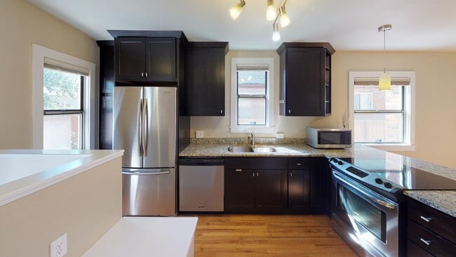 Building Photo - 3420 St Paul St