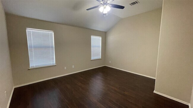 Building Photo - 8131 Tierra Del Sol Rd