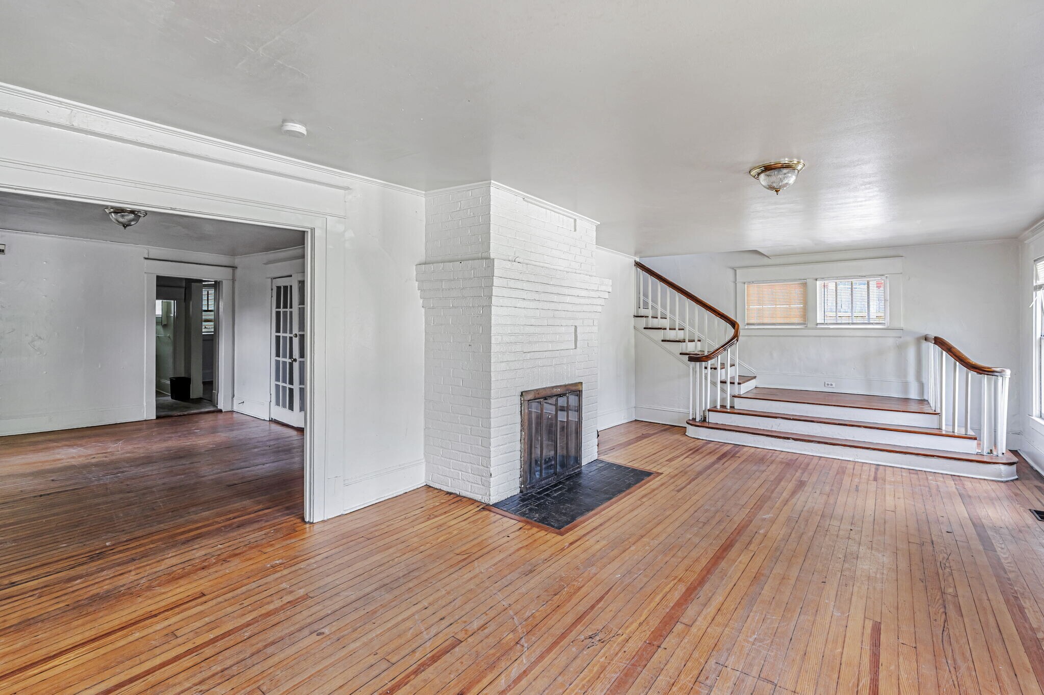 Building Photo - 1112 N Duke St