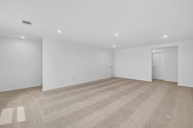 Building Photo - 28623 Great Saddle Trl