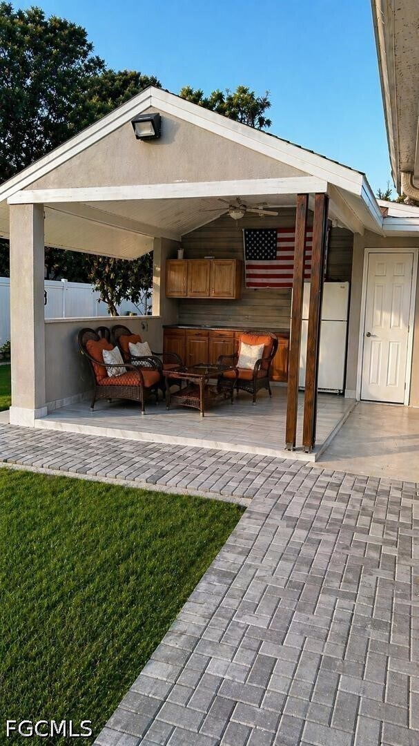 Building Photo - 180 SW Voltair Terrace