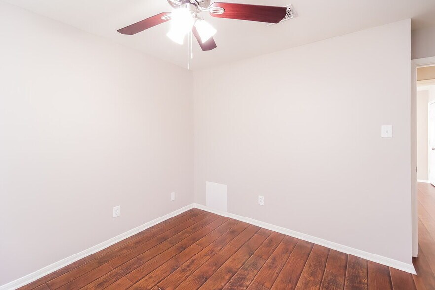 Building Photo - 4839 Callery Creek Dr