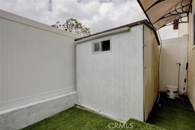 Building Photo - 9917 Marcus Ave