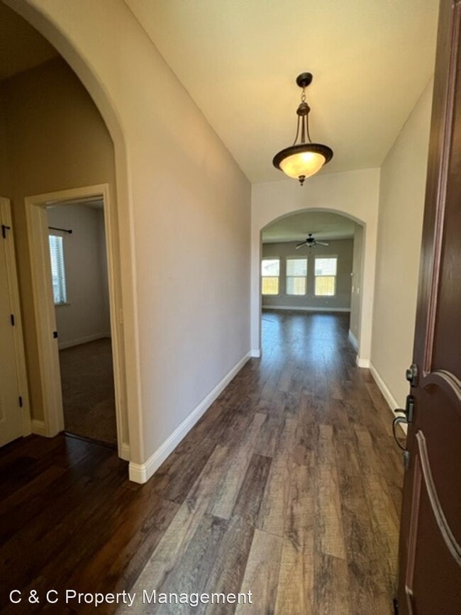 Building Photo - 3 br, 2 bath House - 5967 E Via Peccio Drive