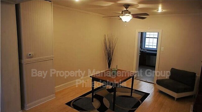 Building Photo - 128 Jamestown Ave.