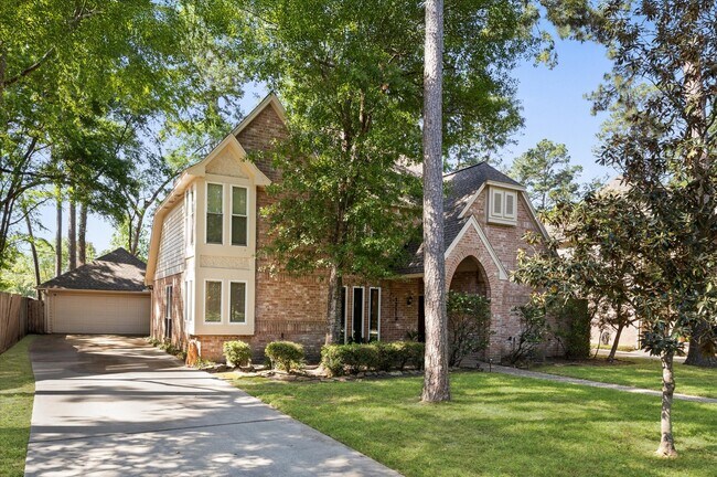 Building Photo - 12119 Auburn Hills Dr