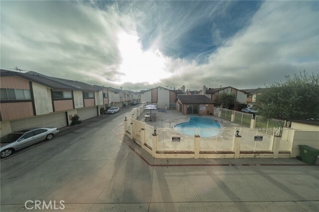 Building Photo - 14004 Cerise Ave