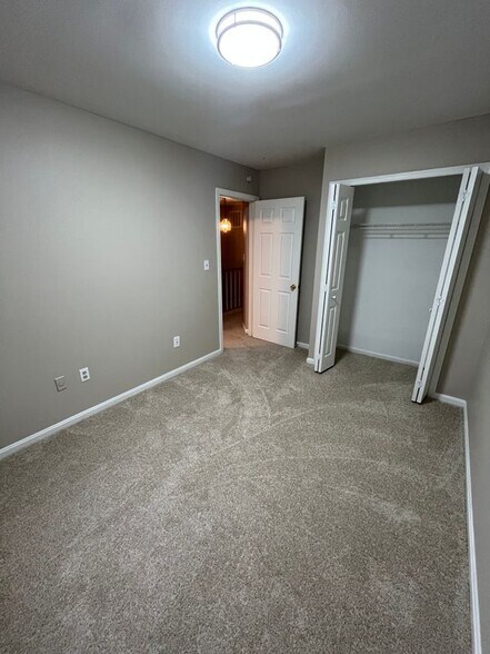 Building Photo - 8929 Harkate Way