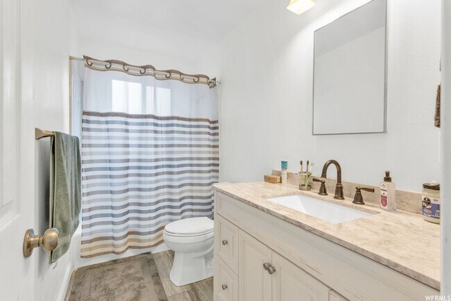 Building Photo - RES_CLOWARD_521