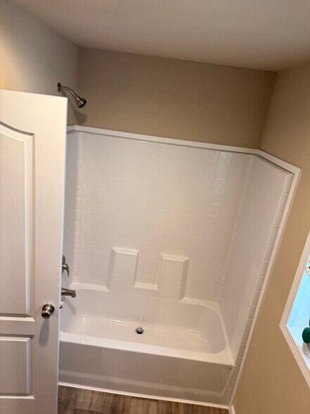 Building Photo - 727 A St