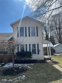 Building Photo - 119 Sayre St