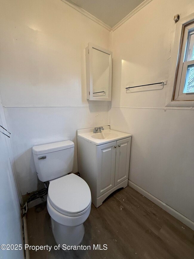 Building Photo - 203 Greenbush St