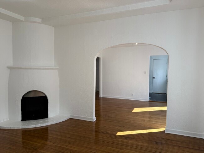 Building Photo - 8714 Rangely Ave