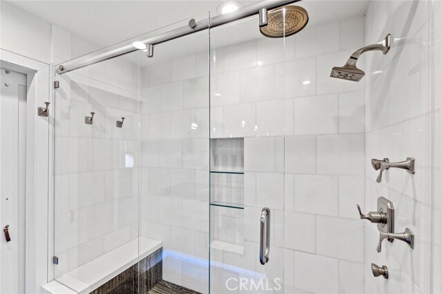 Building Photo - 518 Marigold Ave