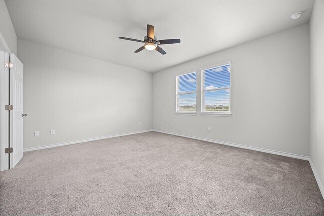 Building Photo - 11924 Gilleland Ln