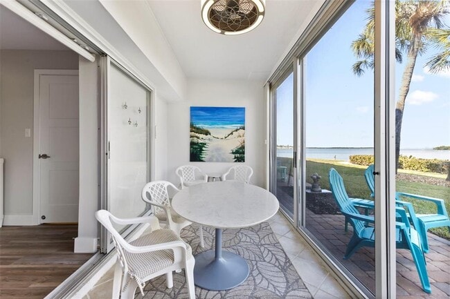 Building Photo - 3330 Gulf of Mexico Dr