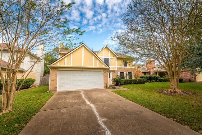 Building Photo - 3423 Hidden Creek Dr
