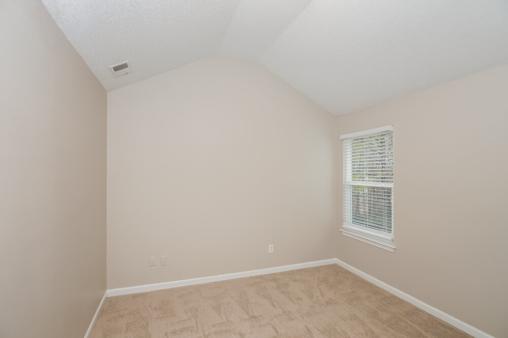 Building Photo - 2962 Knoll View Pl