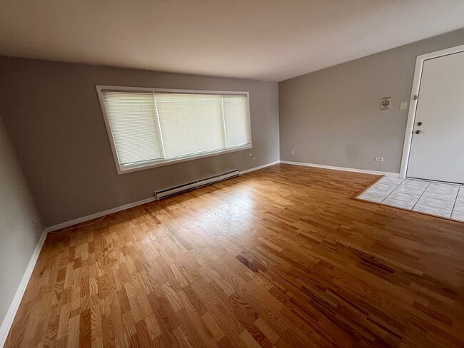 Building Photo - 6864 W Lode Dr