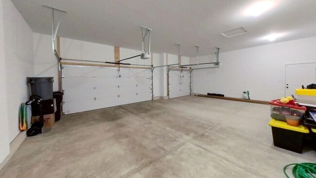 Building Photo - 4220 166th Ln