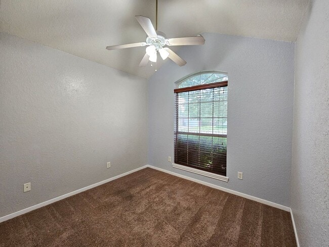Building Photo - RENT REDUCTION & AVAILABLE NOW!