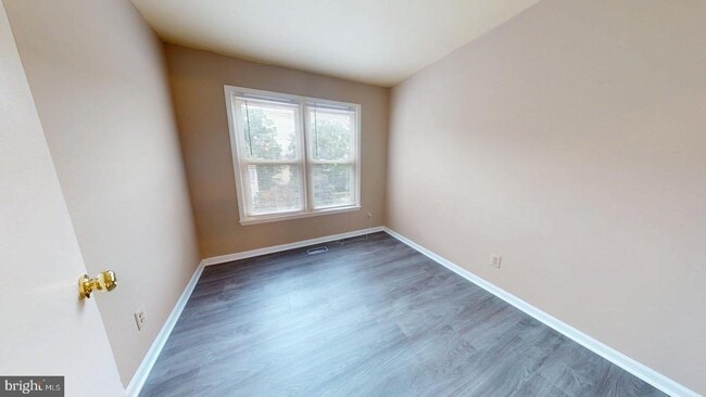 Building Photo - 6008 Chestnut Hollow Ct