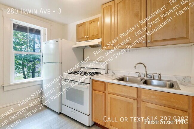 Building Photo - 280 Irwin Ave