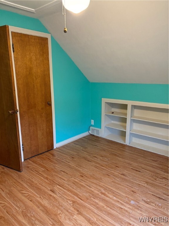 Building Photo - 850 Page Ave