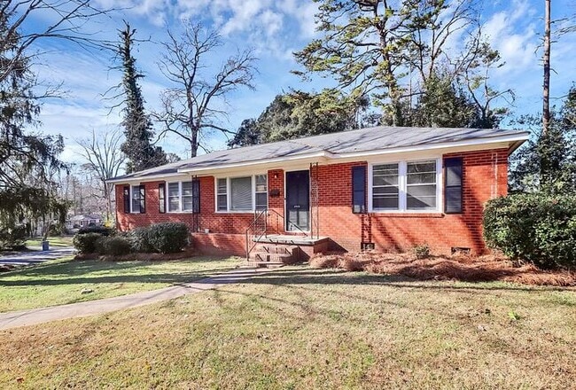 Building Photo - Charming 3BD/1BA Ranch Home