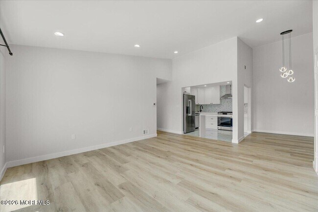Building Photo - 341 Danbury Ln