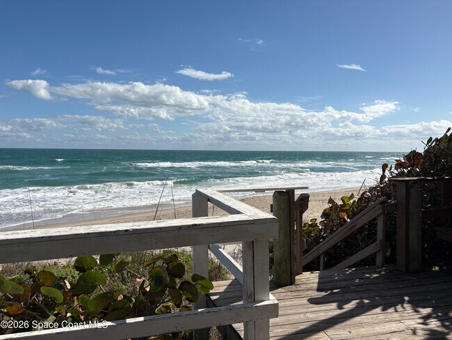 Building Photo - 119 Casseekee Trail