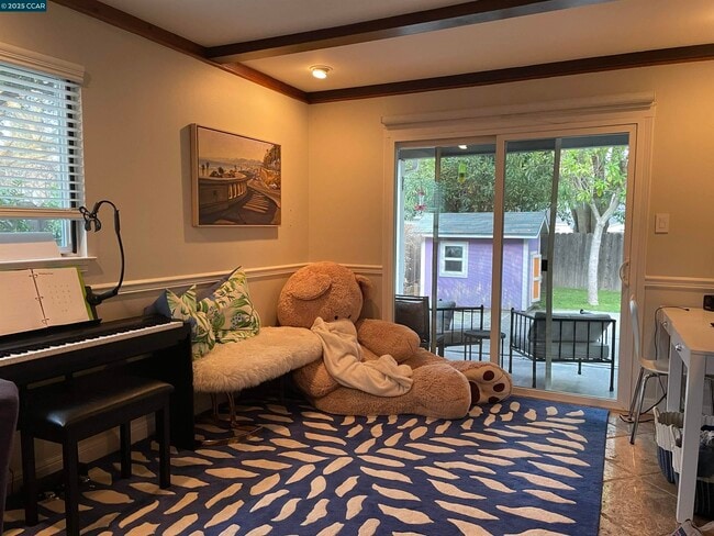 Building Photo - 926 Moon Ct