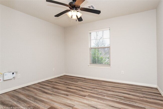 Building Photo - 4241 W Puppy Creek Dr