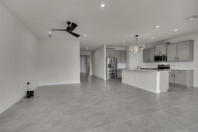 Building Photo - 17821 Cantarina Cove
