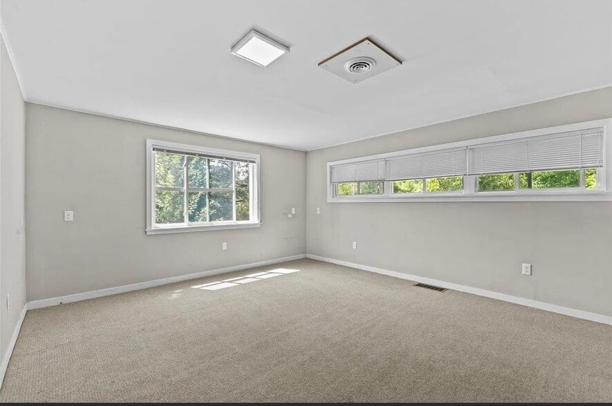 Building Photo - 50 Fletcher Pl