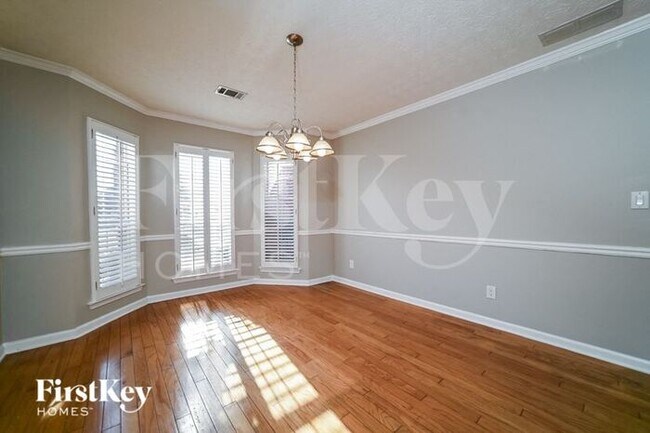 Building Photo - 12289 Riviera Dr