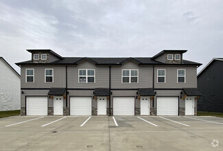 Building Photo - 1027 Glenkirk Dr