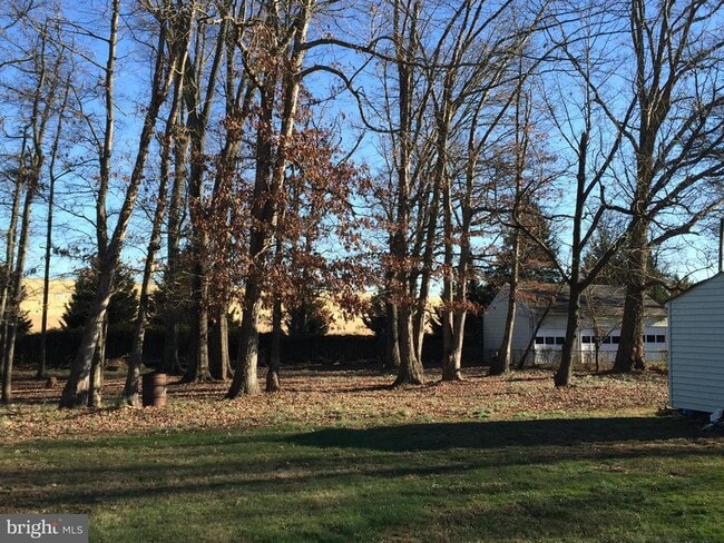 Building Photo - 3456 Fall Hill Ave