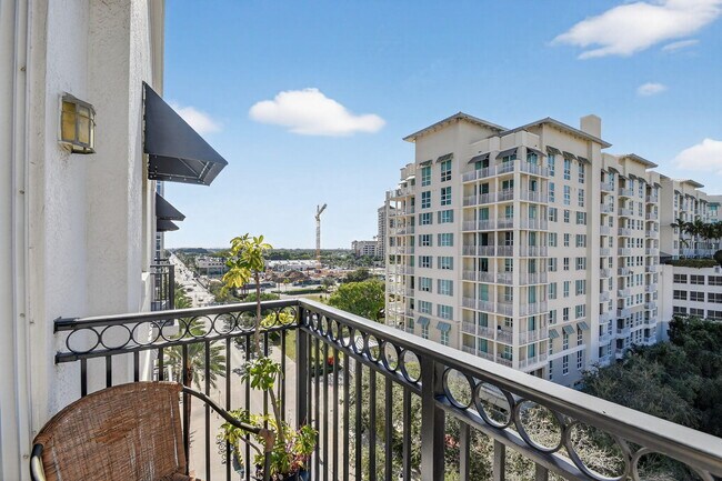 Building Photo - 600 S Dixie Hwy