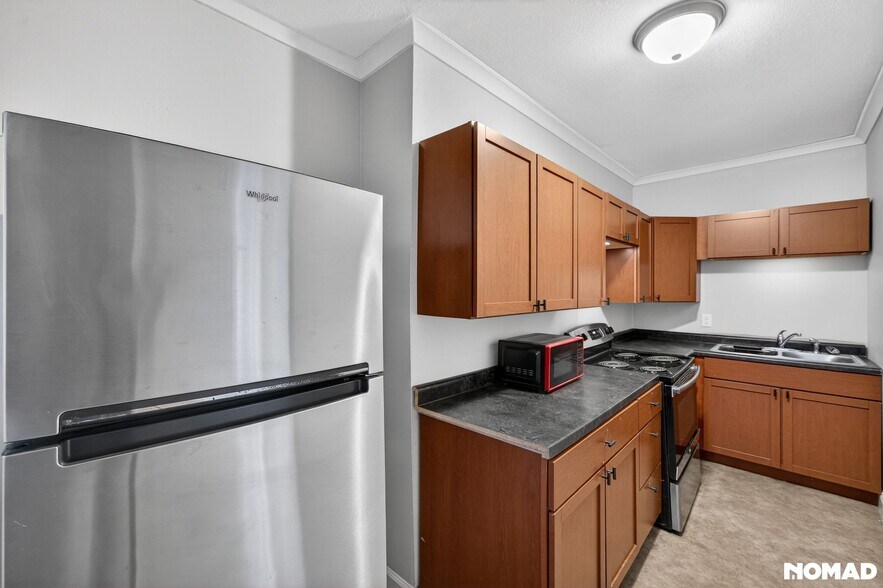 Building Photo - 1614 Arlington Ave