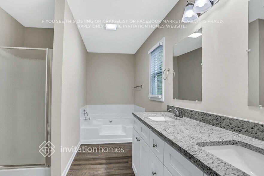 Building Photo - 1291 Oak Arbour Ave